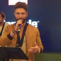 Chris Lane Gets His “Fix” With Very First No. 1 Party